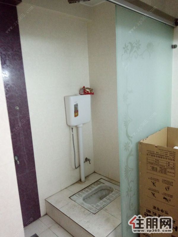 五星中环大厦家具齐全1房精美装修干净整洁随时拎包入住