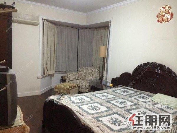 荣和中央公园2300元2室1厅1卫