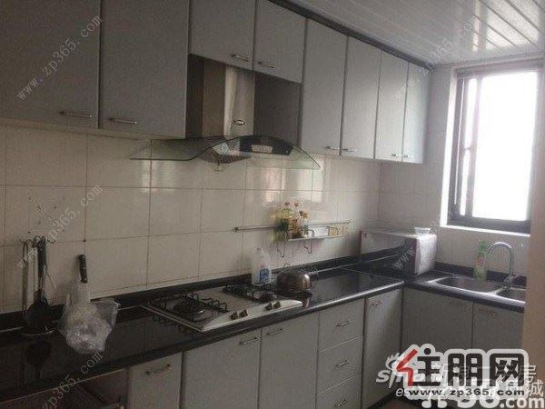 荣和中央公园2300元2室1厅1卫