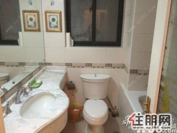 荣和中央公园2300元2室1厅1卫