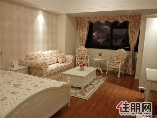 万达精致公寓2200元/月家具家电齐全自住首选