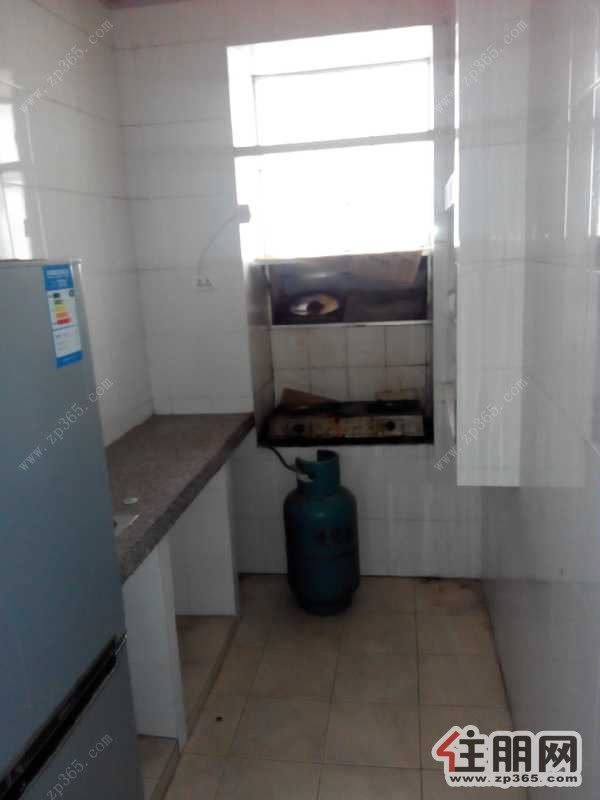 雅儒路进出口贸易公司宿舍1200元2