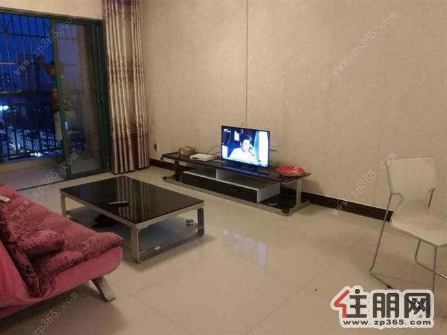 市中心精美灯饰配套齐全,拎包入住
