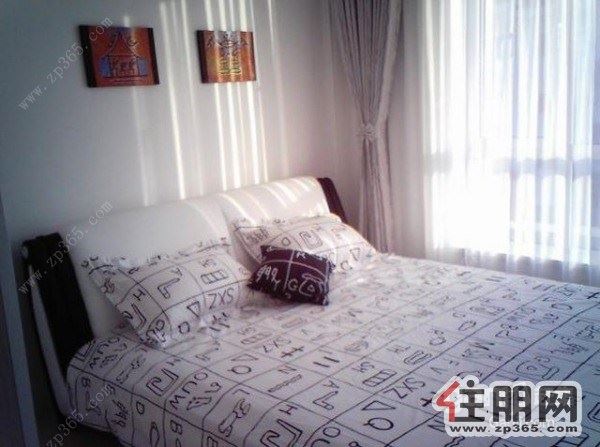 精装2房2厅,室内家电齐全,随时入住的那