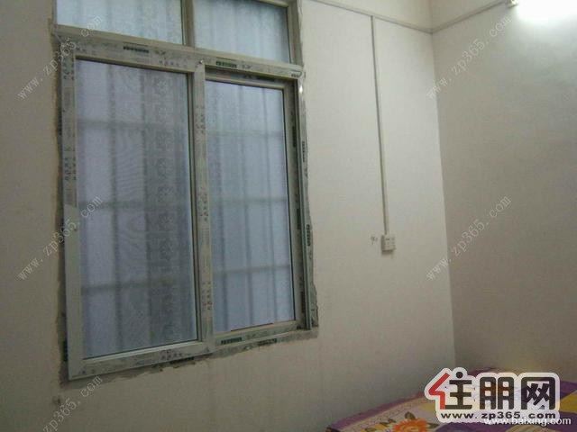 近柳钢250元10平米小单间一年起租自