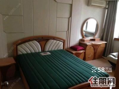 青秀区，金桂花园3室2厅115平米中等装修押一付