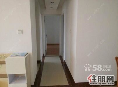 青秀区，东葛路荣和中央公园精装三房3700月朝南