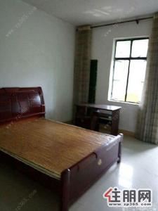 城中区,二轻局宿舍2室1厅75平米简单装修押二付