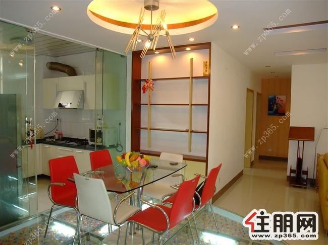 青秀万象城旁东盟商务区精装3房2厅2卫全