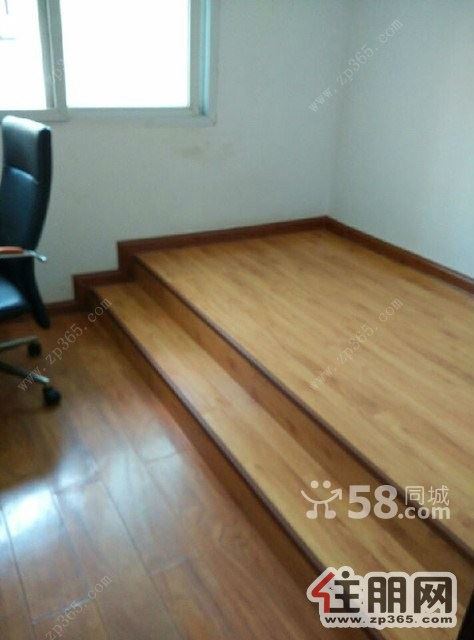 潭西小区2室1厅61平米精装修押二付一家