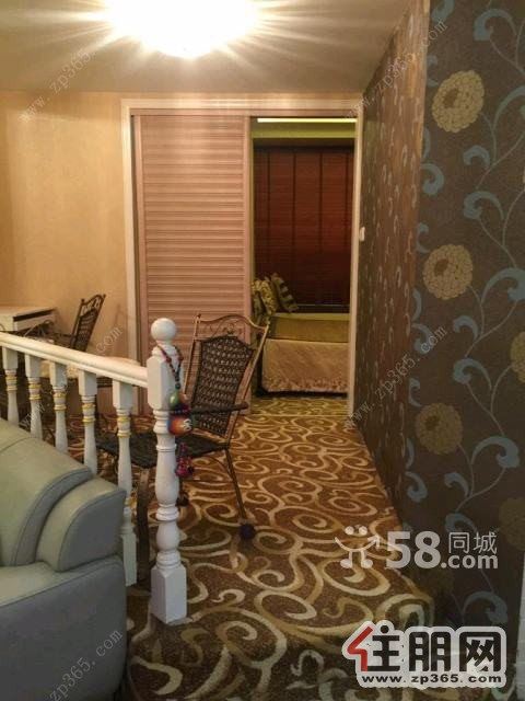 城中-城中文博帅府2室1厅1卫2500元