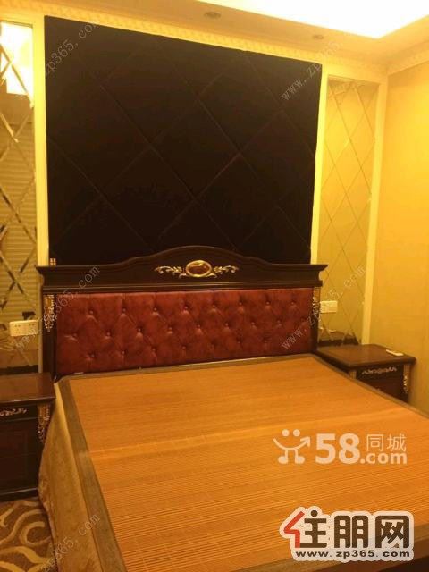 城中-城中文博帅府2室1厅1卫2500元