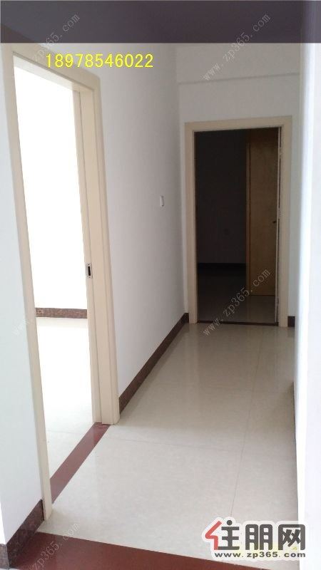 马草江旁-益盛园,三房一厅1100元/月