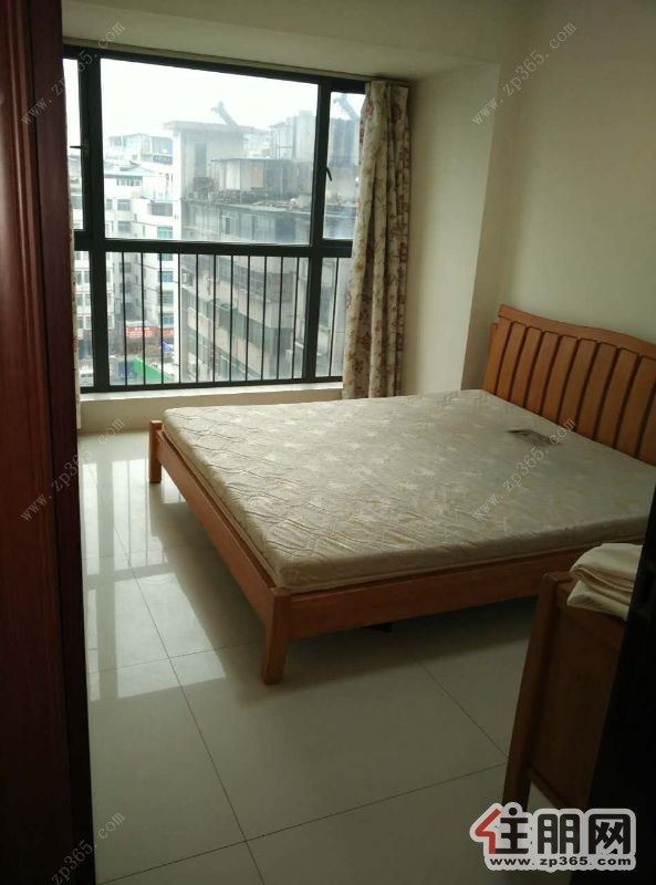 荣和中央公园精2房仅租2600家电全部