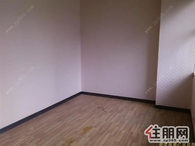 青秀区，五象广场金湖帝景对面世纪商都精装400