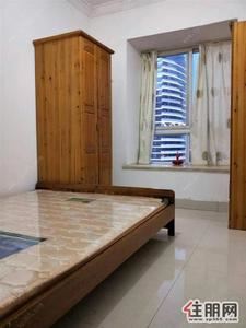 -世纪经典1300元2室2厅1卫中装,价格便宜,交通便利