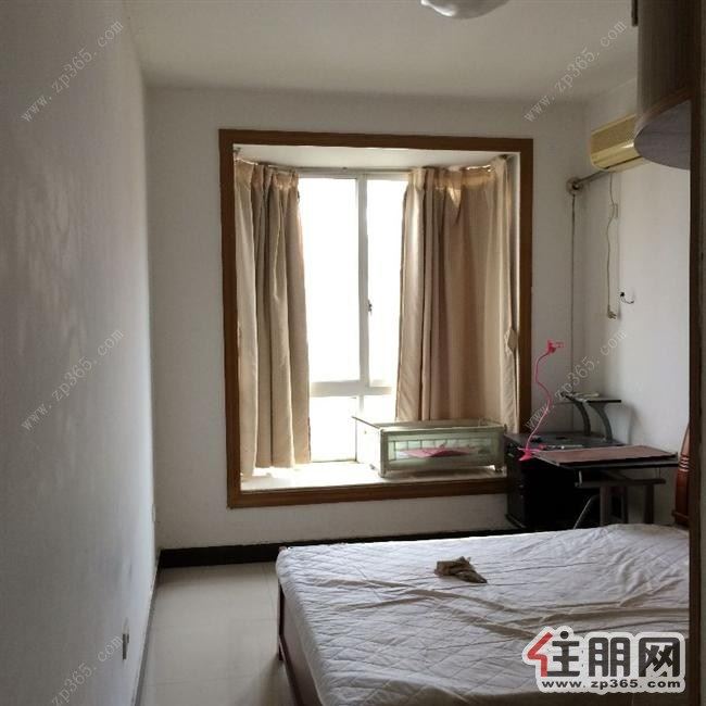 吉房出租,看房方便,香港城1600元