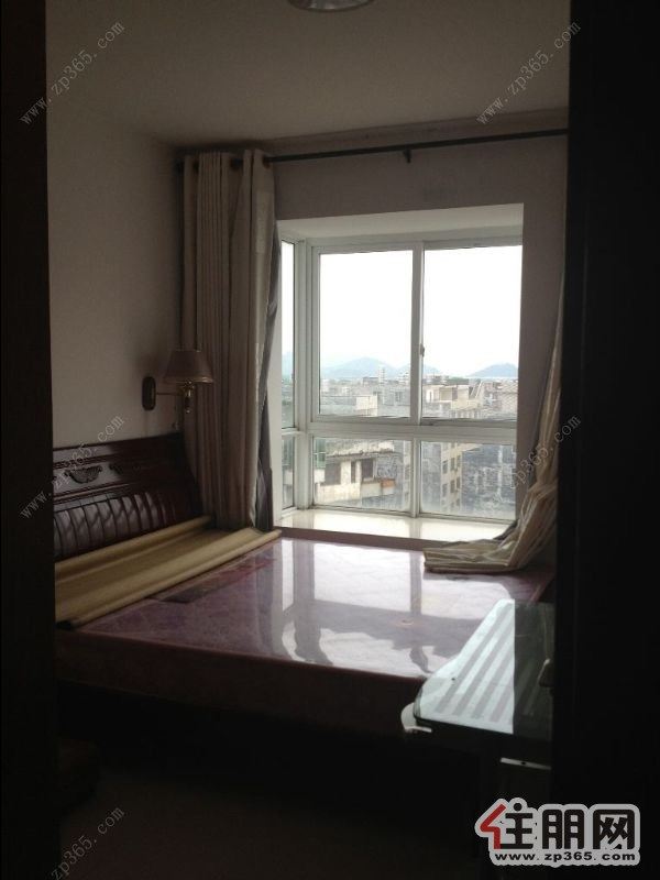 吉房出租,看房方便,新城市花园4室3厅