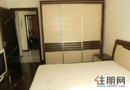 青秀区，东葛路荣和中央公园4室2厅127平米押二
