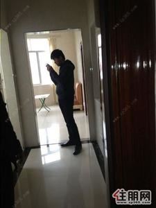 中心区-家具家电全齐,天地楼850元2室1厅