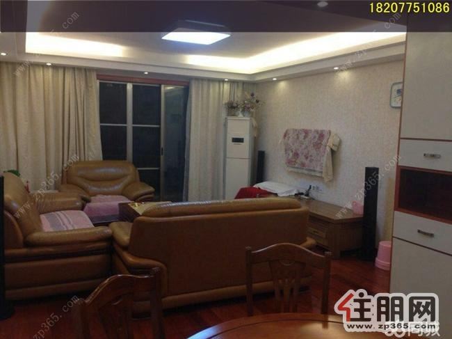 稀缺。中宜尚品2500元4室2厅2卫