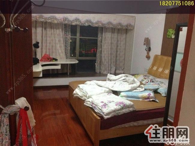 稀缺。中宜尚品2500元4室2厅2卫