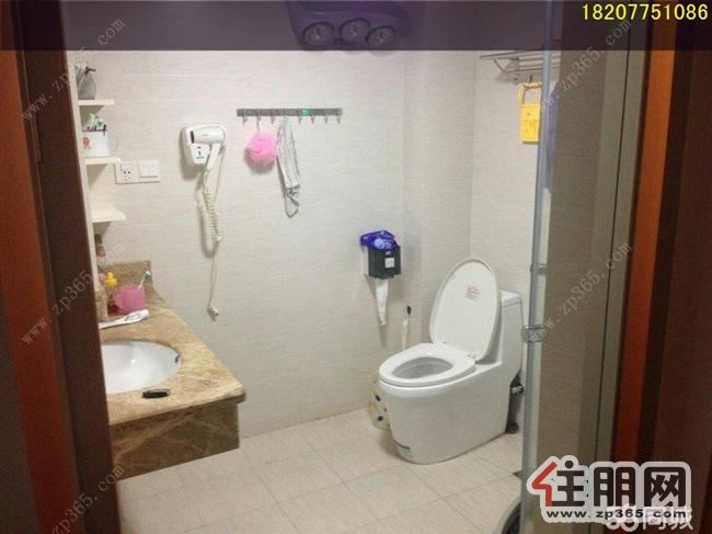 稀缺。中宜尚品2500元4室2厅2卫