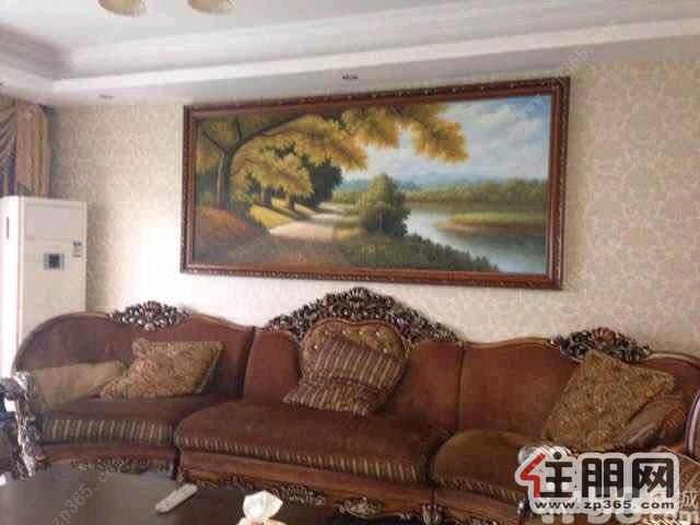 兴佳·清华坊3500元3室2厅1卫精装修