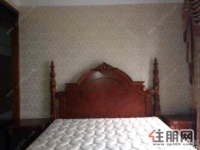 兴佳·清华坊3500元3室2厅1卫精装修