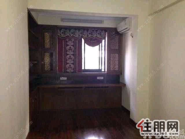 兴佳·清华坊3500元3室2厅1卫精装修