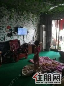 港北区-九龙新城1500元4室2厅2卫出