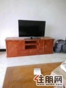 港北区-九龙新城1700元3室2厅1卫出