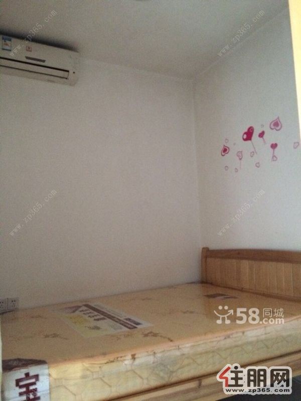 嘉汇馨源1300元1室1厅1卫中装