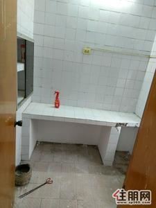 城中区,1200/月。95平方3房2厅1厨1卫