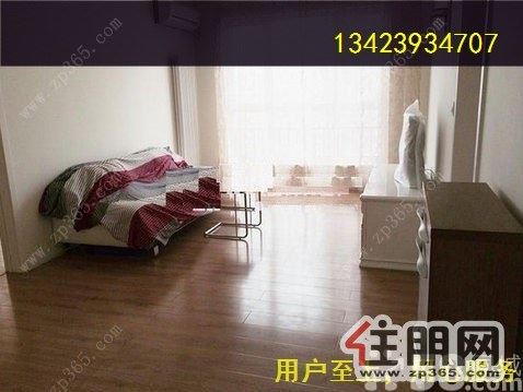 【万家房产】东方巴黎1室1厅45平米精装