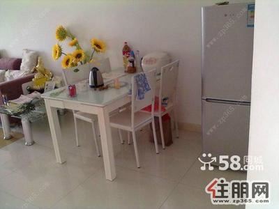 青秀区，稀缺两房逸园小区2室配齐仅租2200