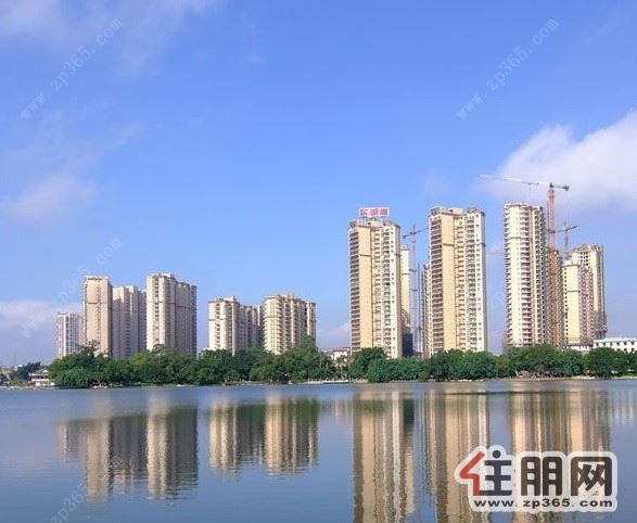 广汇东湖城1000元3室2厅2卫精