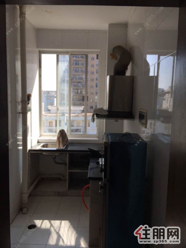 世纪花园1200元2室1厅1卫普通