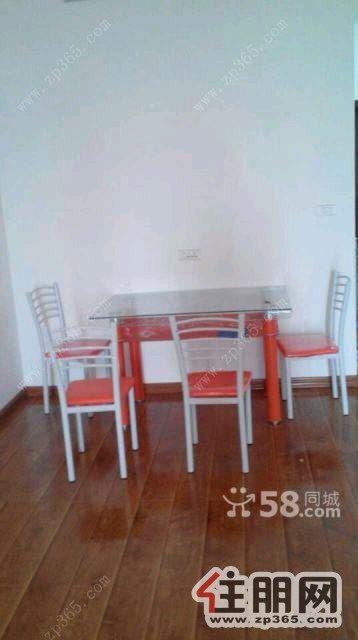 锦江庭院2室2厅90平米精装修高层风景