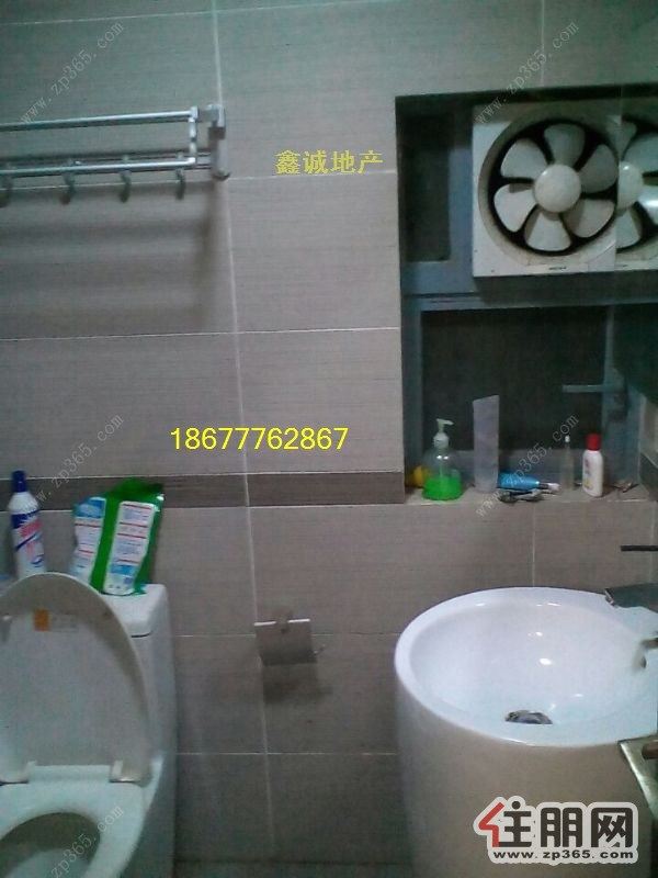 皇庭·御珑湾1000元1室1厅1卫