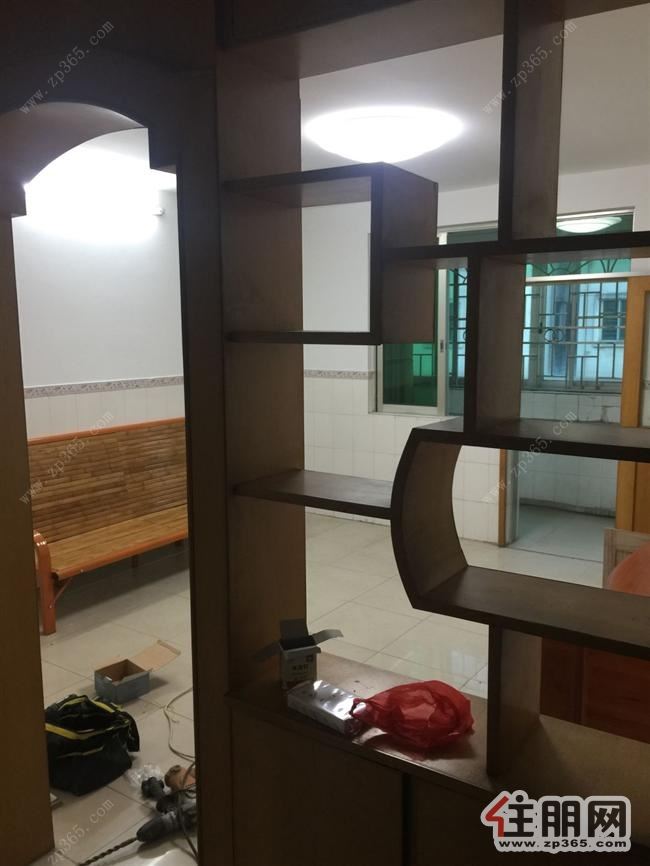 好房出租,赶快行动,荷城新苑1500元3室2厅1卫普通装修