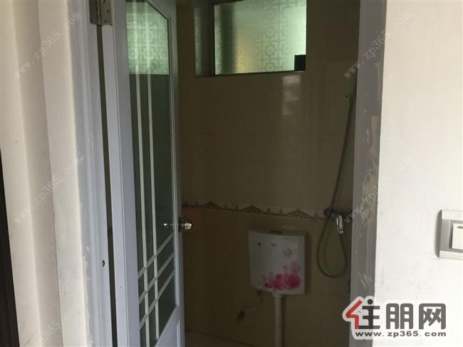 天悦华庭1200元1室1厅1卫采光通风极好,拎包随时就可以入住!