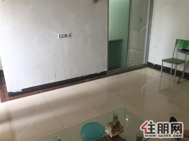 天悦华庭1200元1室1厅1卫采光通风极好,拎包随时就可以入住!