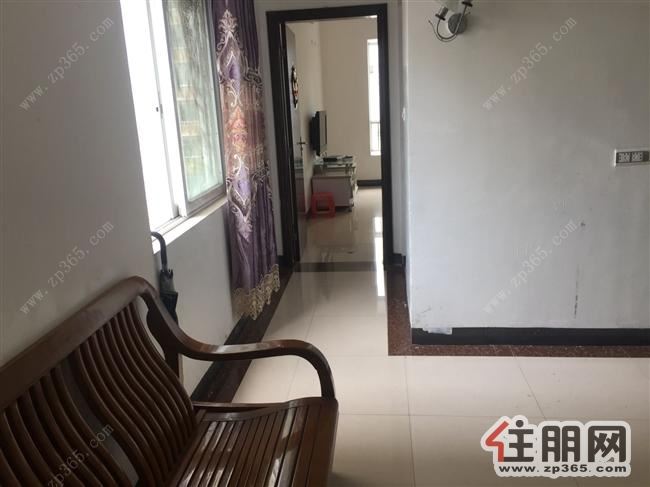 天悦华庭1200元1室1厅1卫采光通风极好,拎包随时就可以入住!