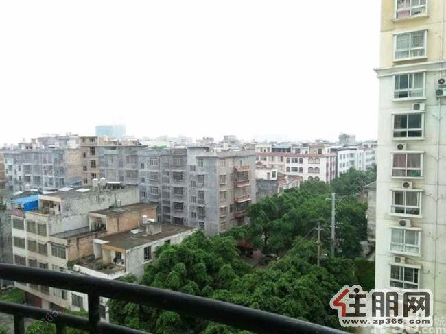 电梯精品房1200元即可入住,可配齐家私