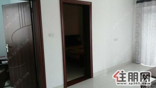 城中区-白云小区两房租1300每月