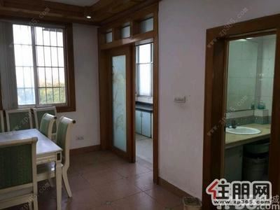 城中区，柳侯公园机关幼儿园对面3室2厅家具齐