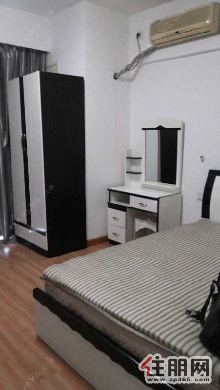 超级便宜阳光100城市广场1室0厅1