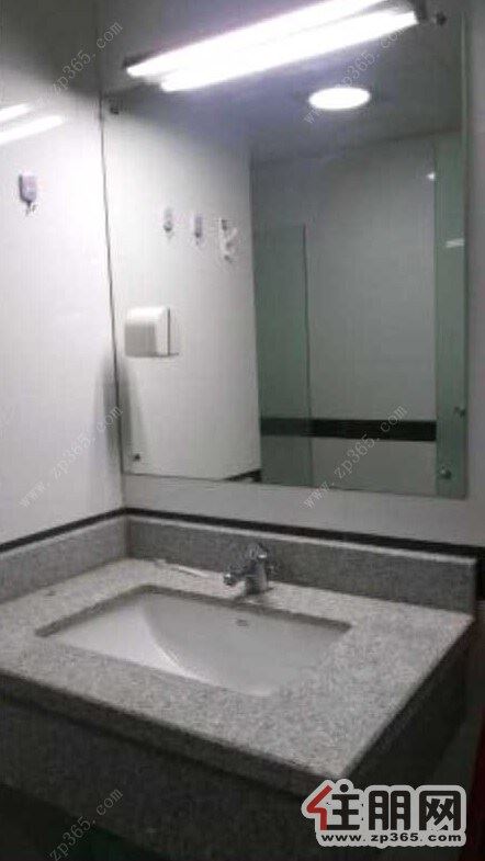 超级便宜阳光100城市广场1室0厅1