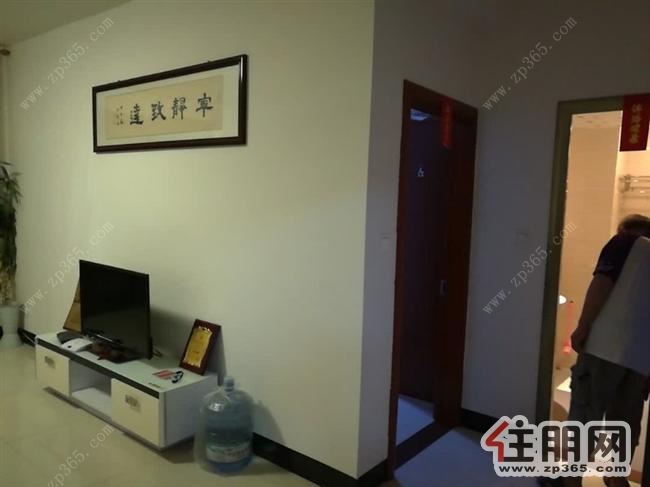 高端大气豪华精装配套齐全拎包入住